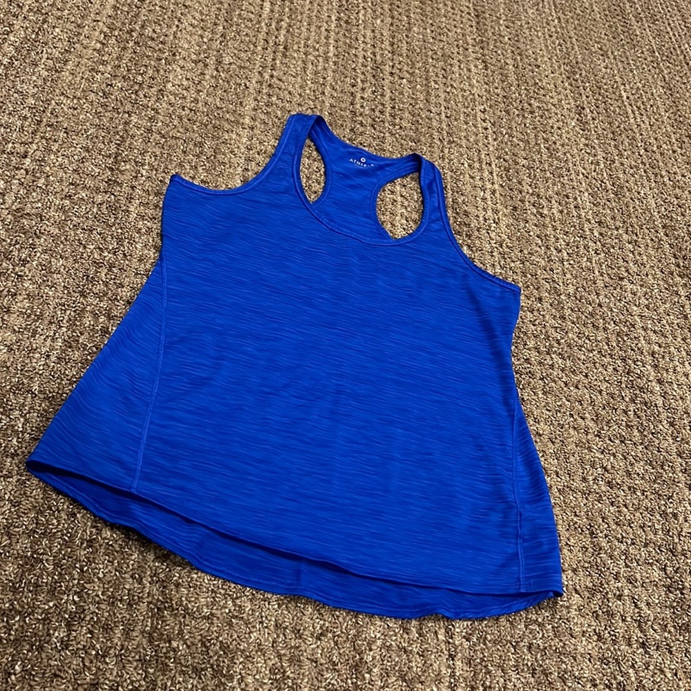 Athleta L Tall Shadow Stripe Chi Racerback Tank blue